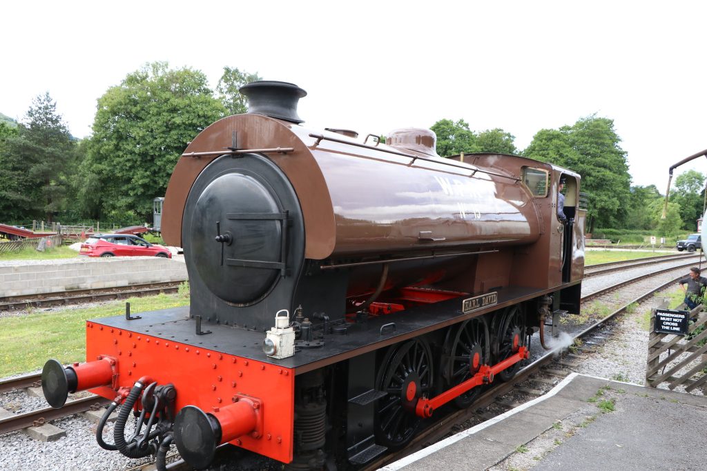 2183 Earl David Rowsley South 20-6-26